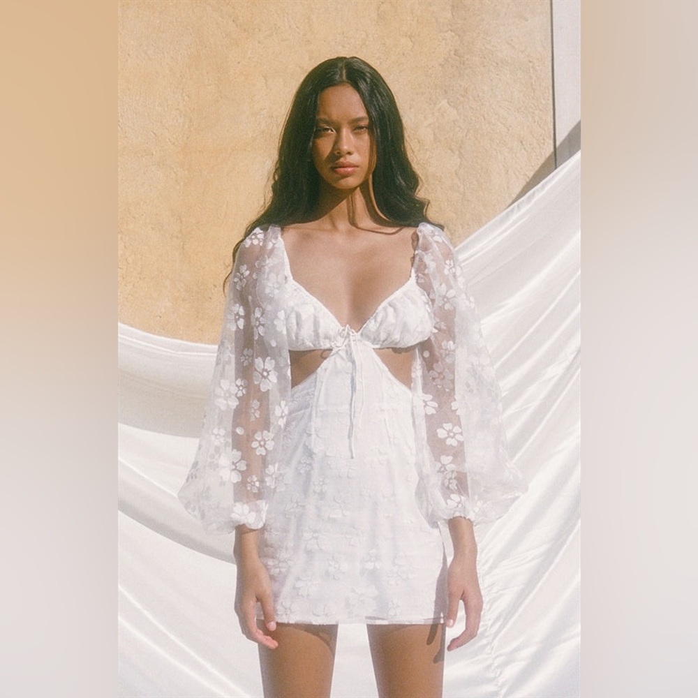SABO SKIRT white mini dress